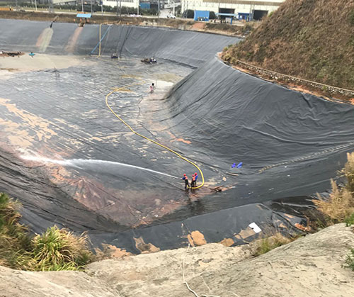 清水废水池清理